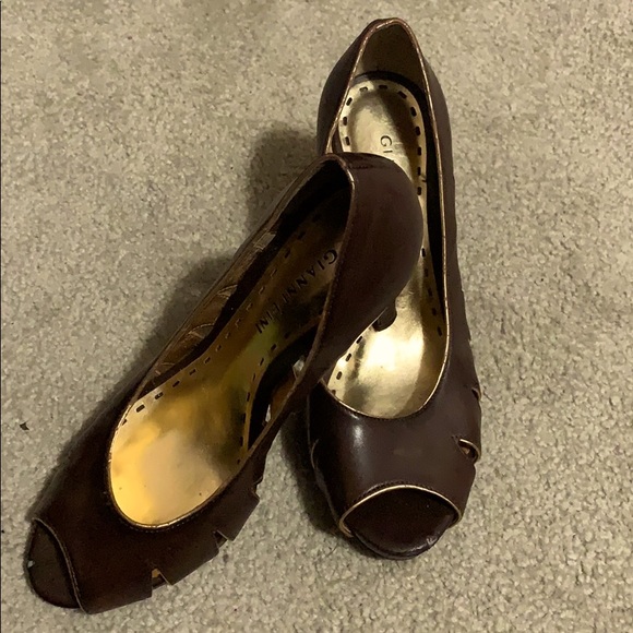 Shoes - Picture 1 of 2